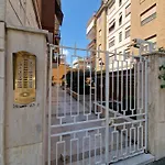 Ponte Lungo Apartment Rome