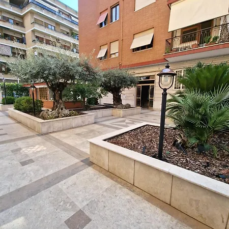 Апартаменты Ponte Lungo Рим