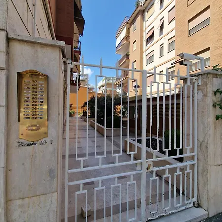 Ponte Lungo شقة روما